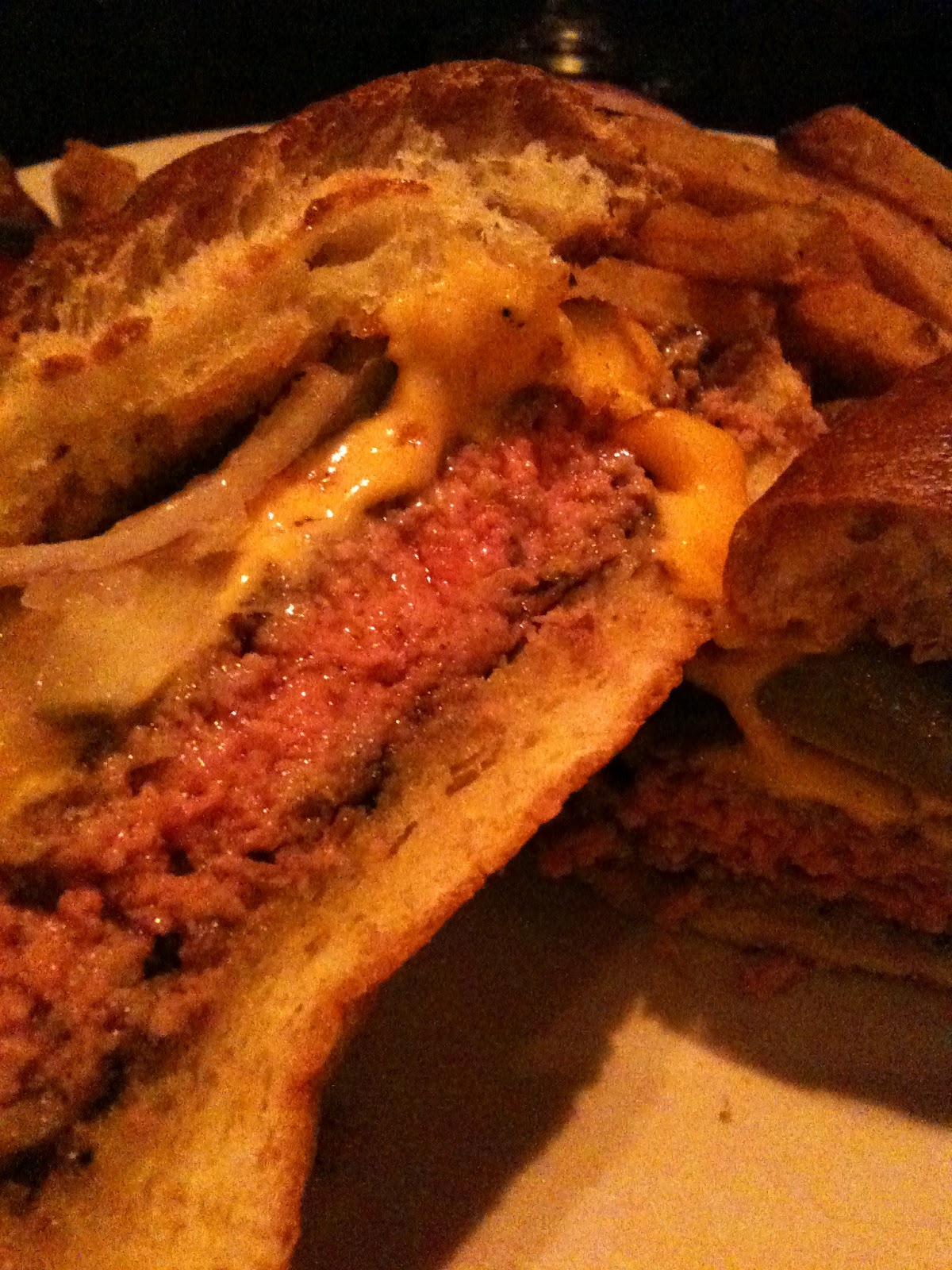 Bill Cianci's (Mostly) Burger Reviews: Taphouse Grille, Wayne NJ