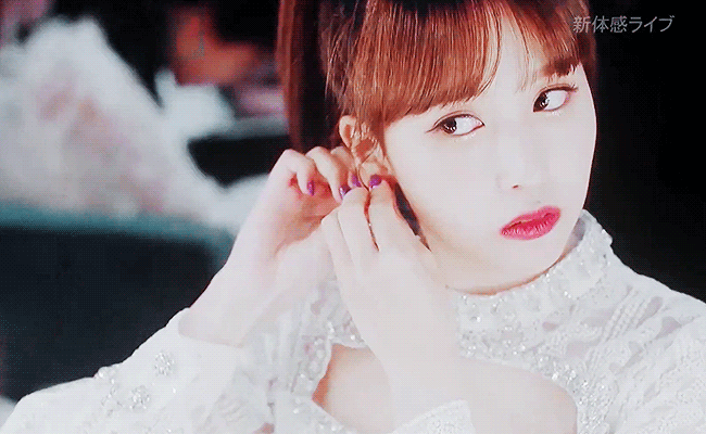 포니테일이 잘 어울리는 트와이스 미나