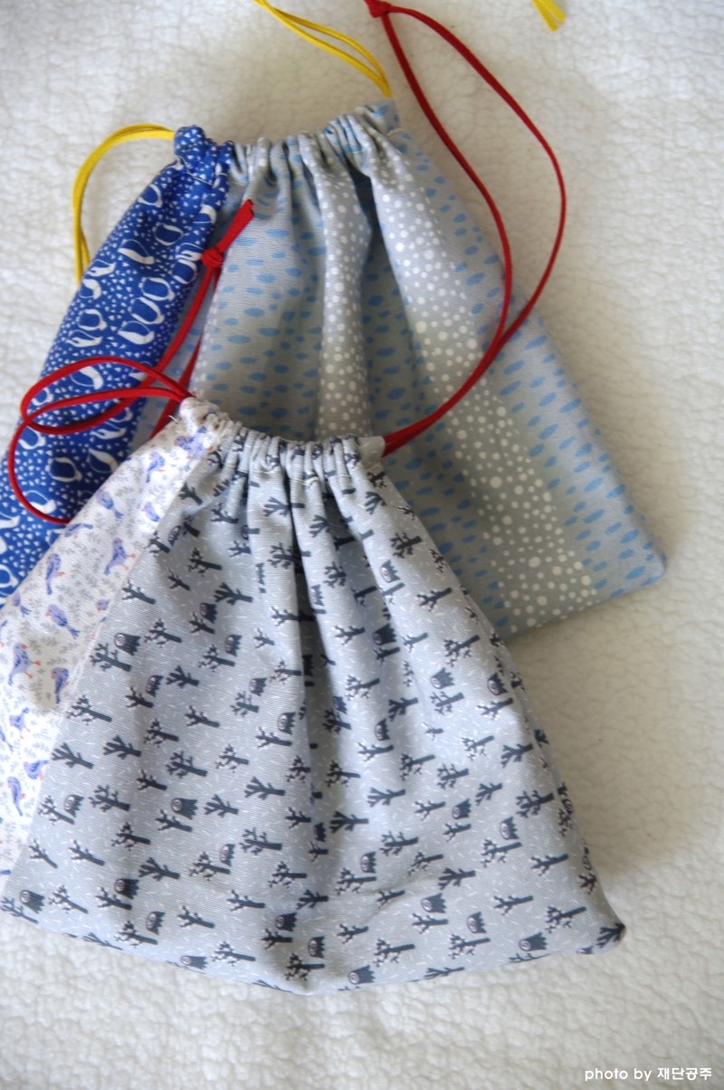 Cute DIY Drawstring Bag Tutorial