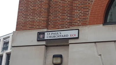 (Almost) Wordless Wednesday - London in the rain (Almost) Wordless Wednesday - London in the rain