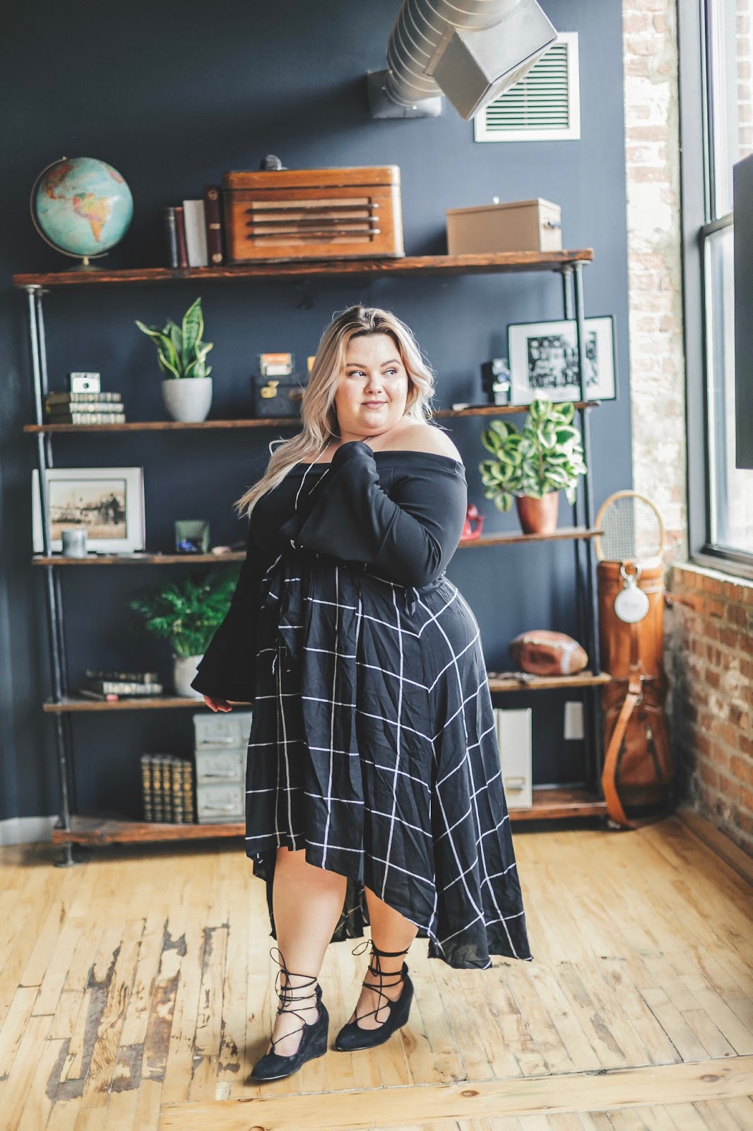 natalie craig, natalie in the city, plus size fashion blogger, Chicago fashion blogger, affordable plus size clothing, fashion to figure, plus size hi-lo skirts, fall plus size fashion, curves and confidence, body positive, midwest blogger