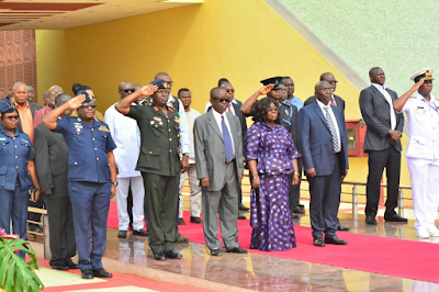 2c Check out photos of Ghana’s new president on his first day at work