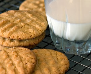 peanut butter cookie, recipes courtesy of www.diabeticconnect.com