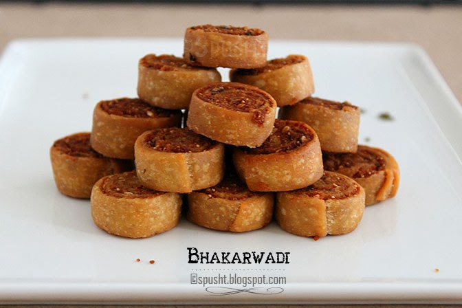 Spusht | Crispy savory spicy snack bakarwadi Roll
