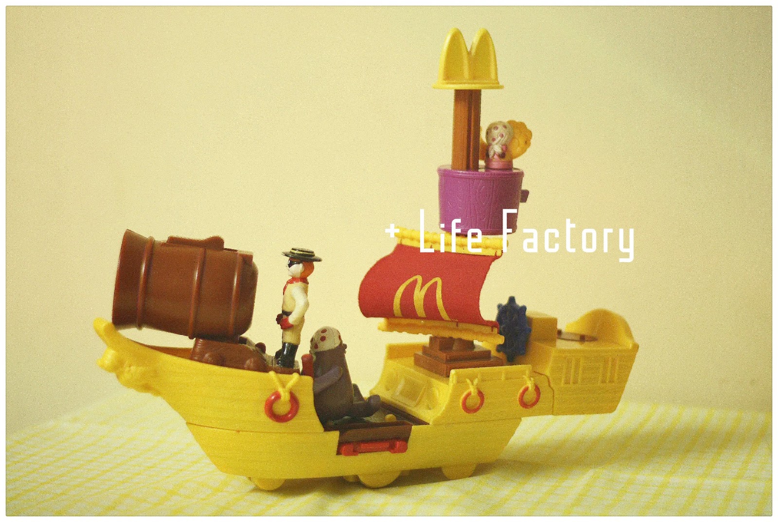 Positive Life Factory [Collection] McDonald's Pirate Ship
