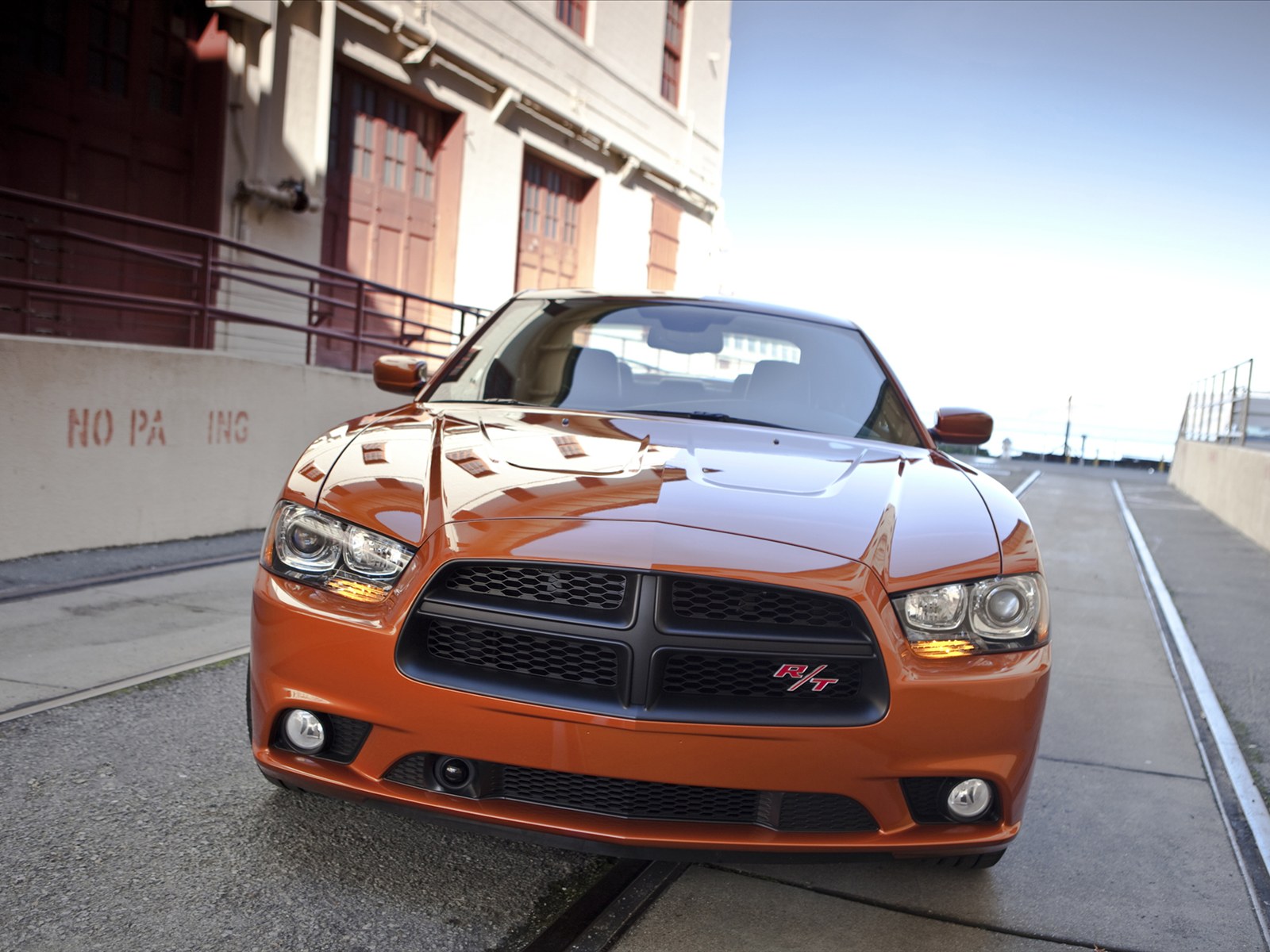 Car Pictures: Dodge Charger RT AWD 2012