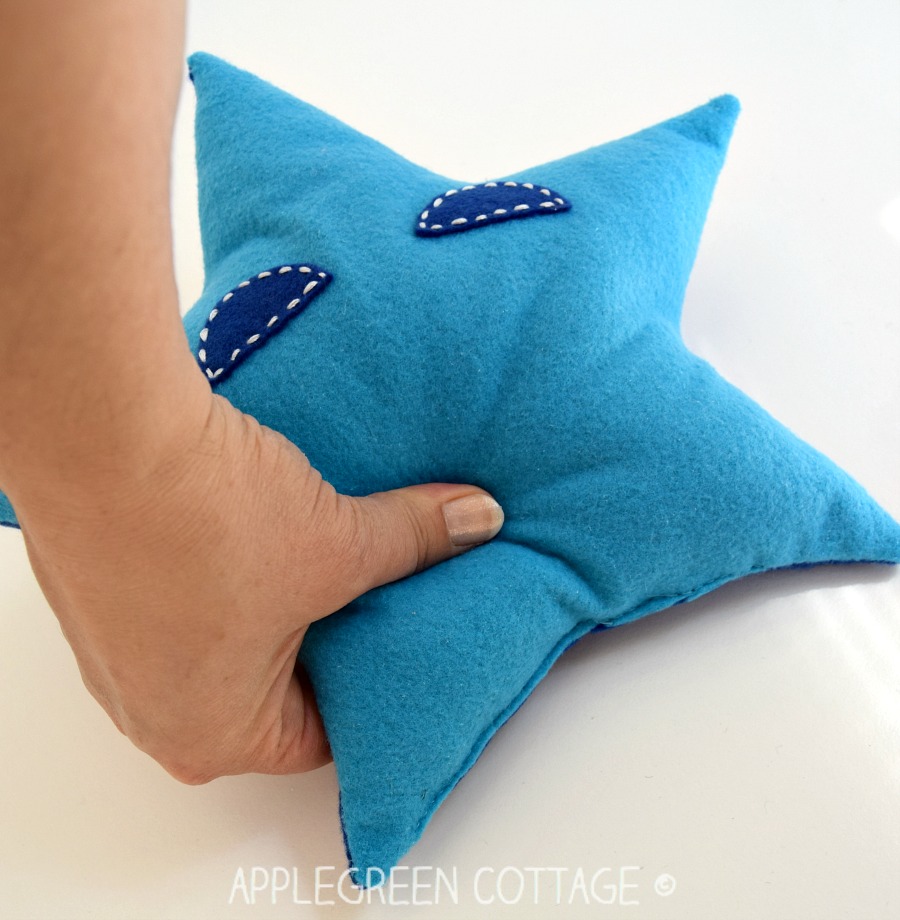 How To Sew a Star Softie (And a Free PDF Pattern) AppleGreen Cottage