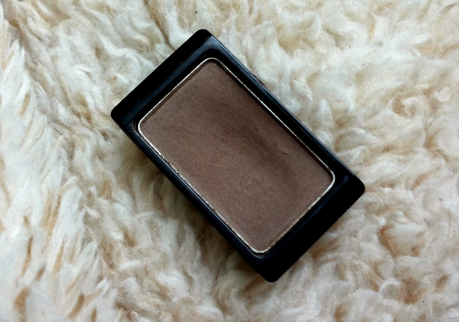 Beauty and Lifestyle blog by Liisa Artdeco eye brow powder & concealer