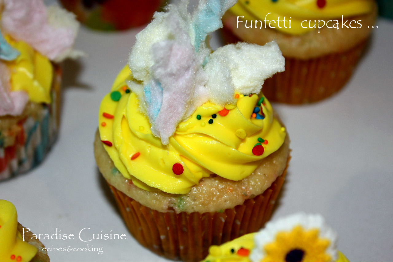 ParadiseCuisine , Recipes &Cooking Funfetti cupcakes with Lemon Cream
