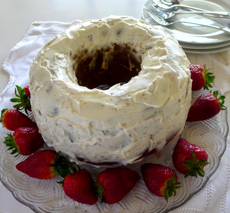 MY KITCHEN IN SPAIN BIRTHDAY CAKE VARIATION ON AN OLD FAVORITE