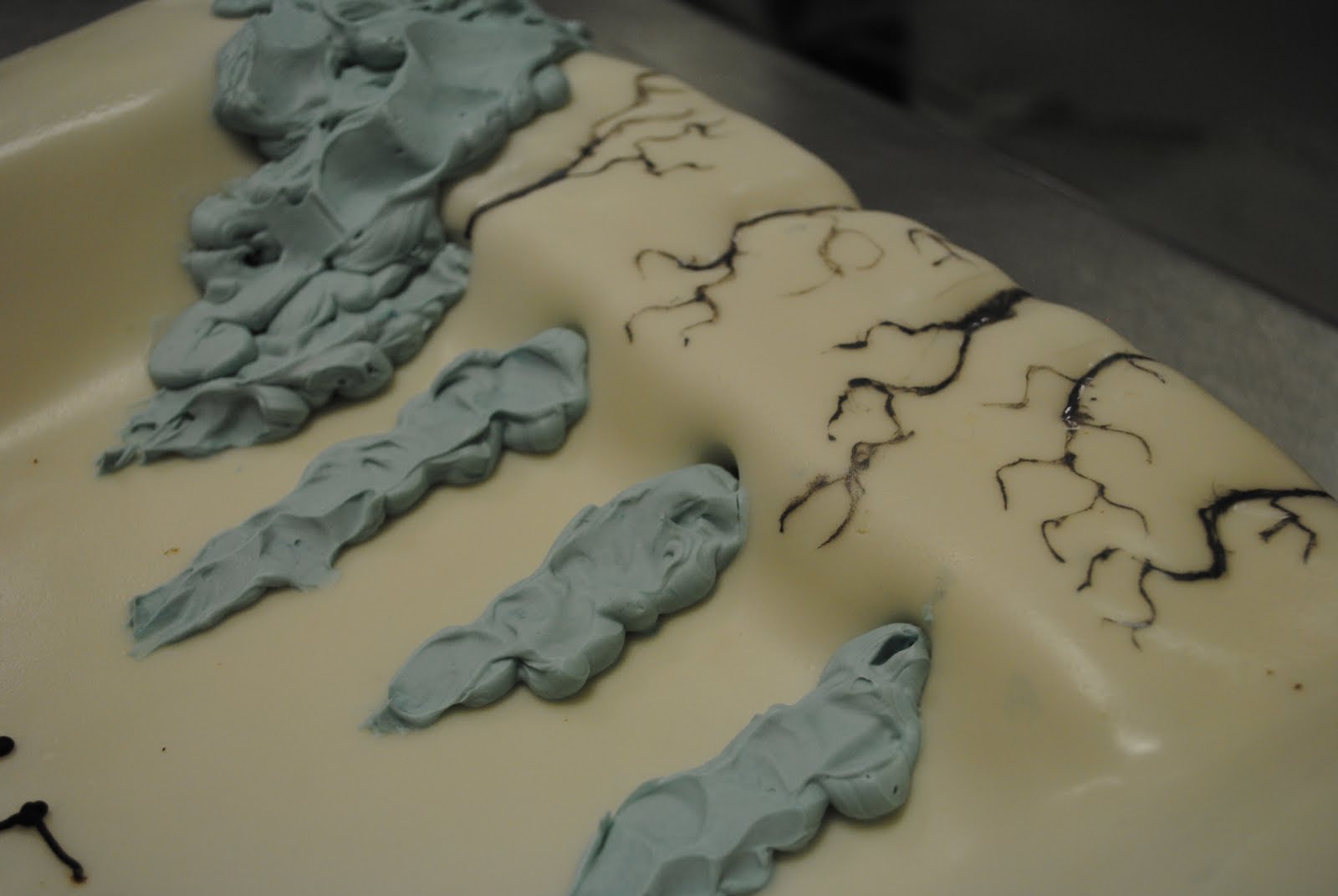 Mike Anthony's Remarkable Cakes Not Urinal cake...urinal Cake, theres