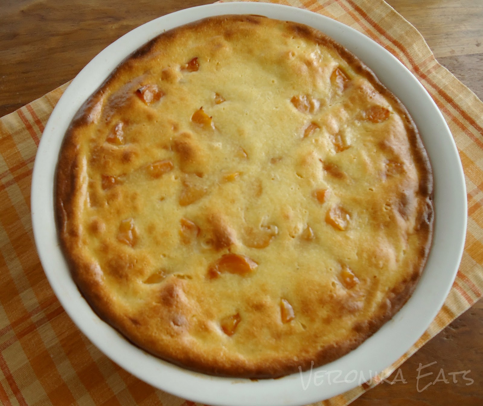 Veronika Eats Apricot Sour Cream Cake