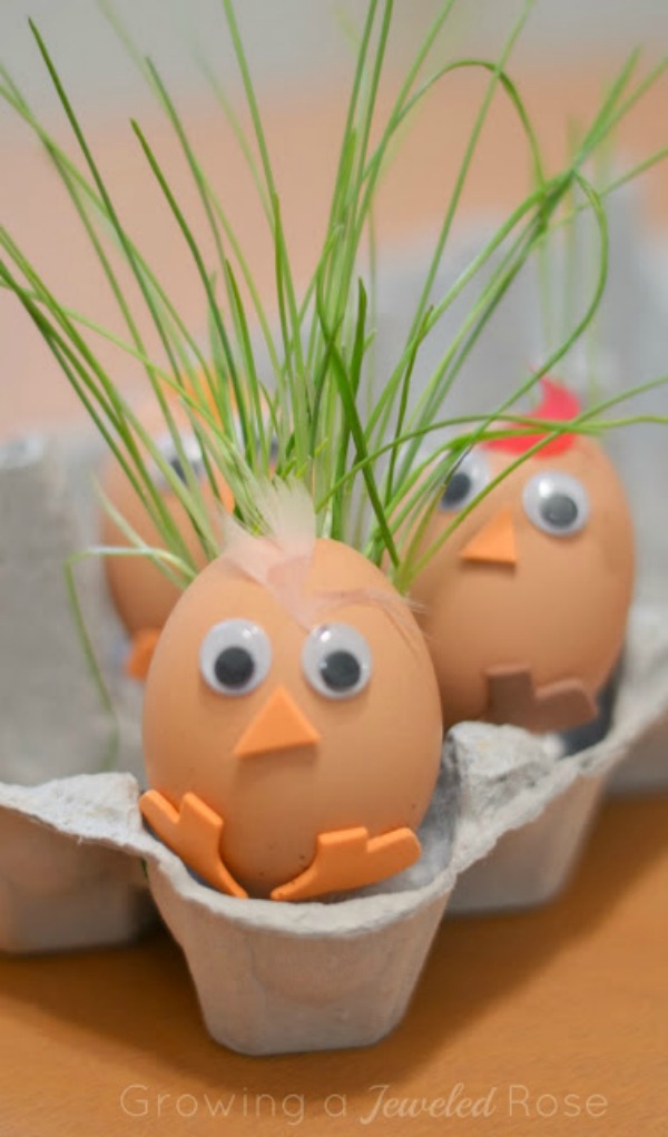 Turkey planter craft for kids- they will LOVE watching the feathers grow!