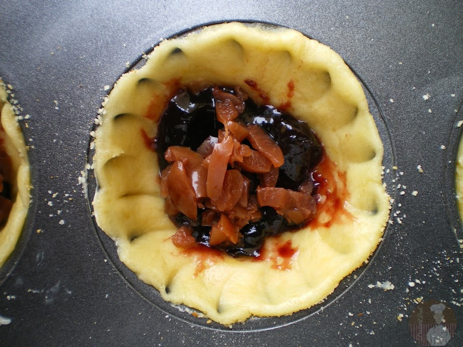 Small Cherry Bakewell. Relleno con guindas picadas
