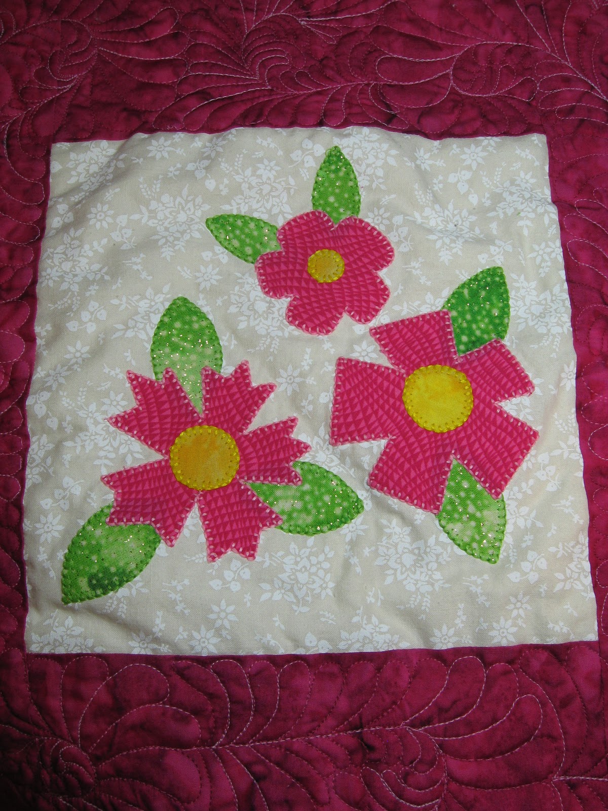 Kay'z Quiltz Quilting The Spring Table Runner and Tips On Free Motion