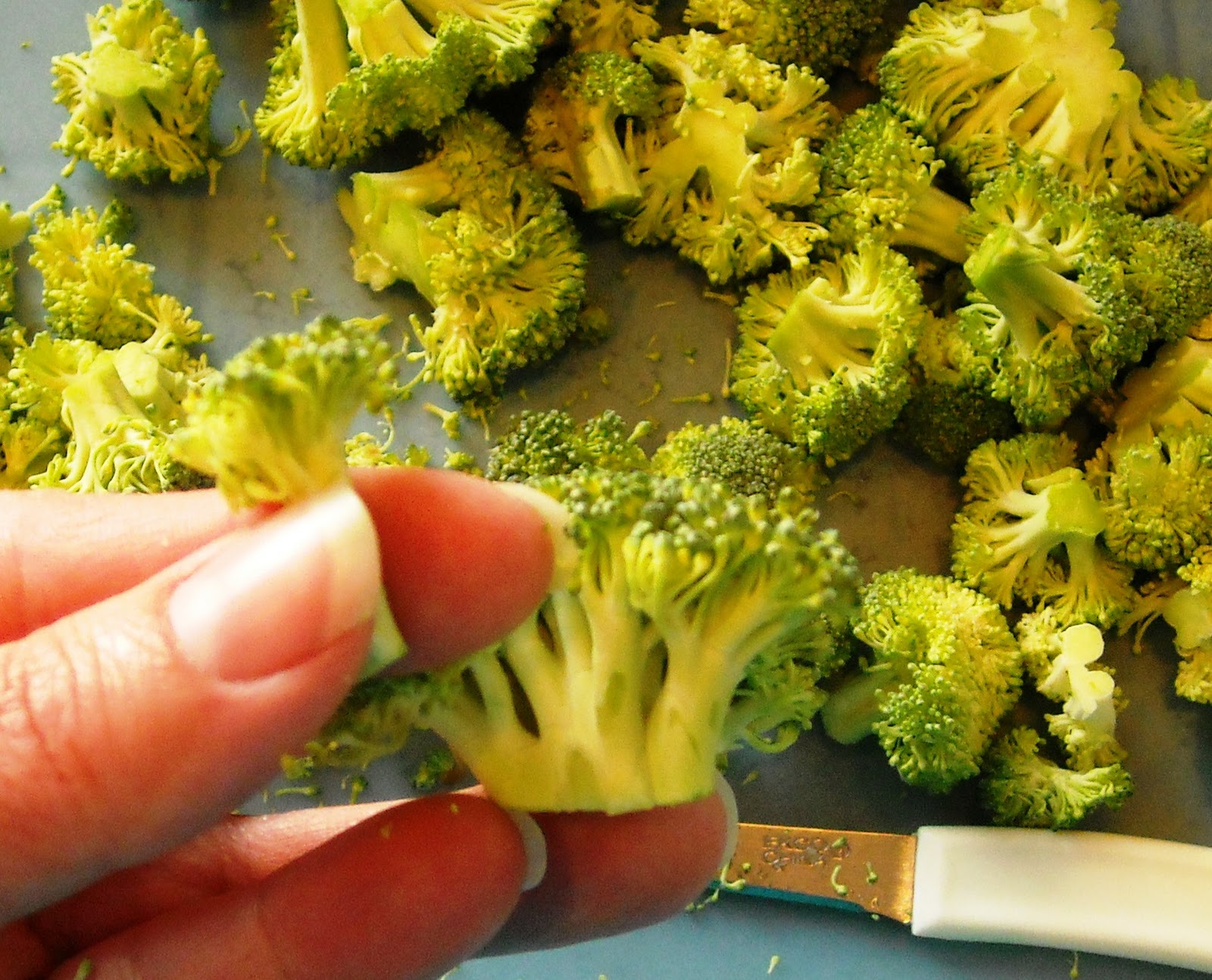 So NOT Betty Crocker! Broccoli Salad Yum Yum