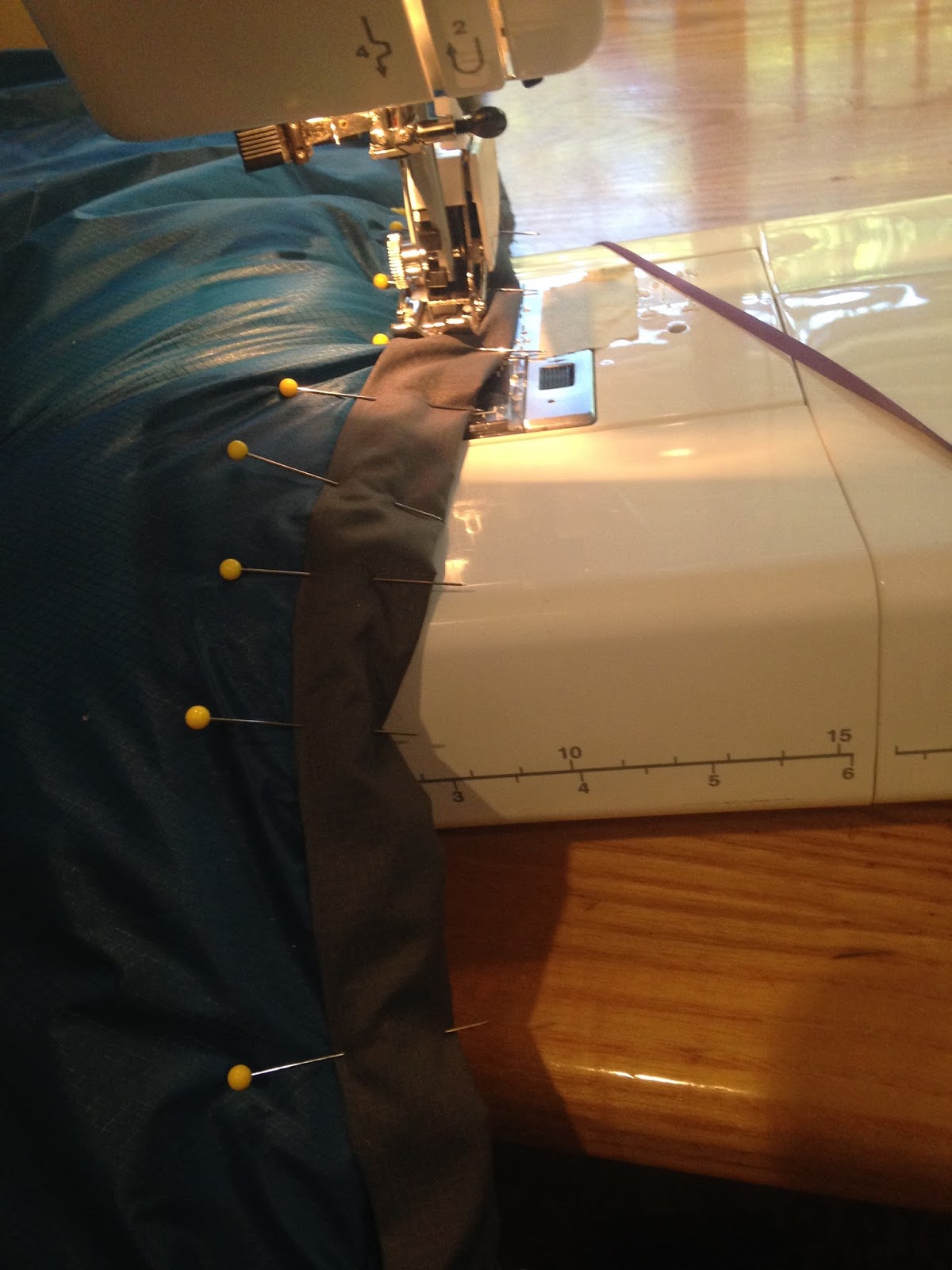 Wayfinder Ali DIY 20°F Ultralight Backpacking Quilt Part 3 Pinning