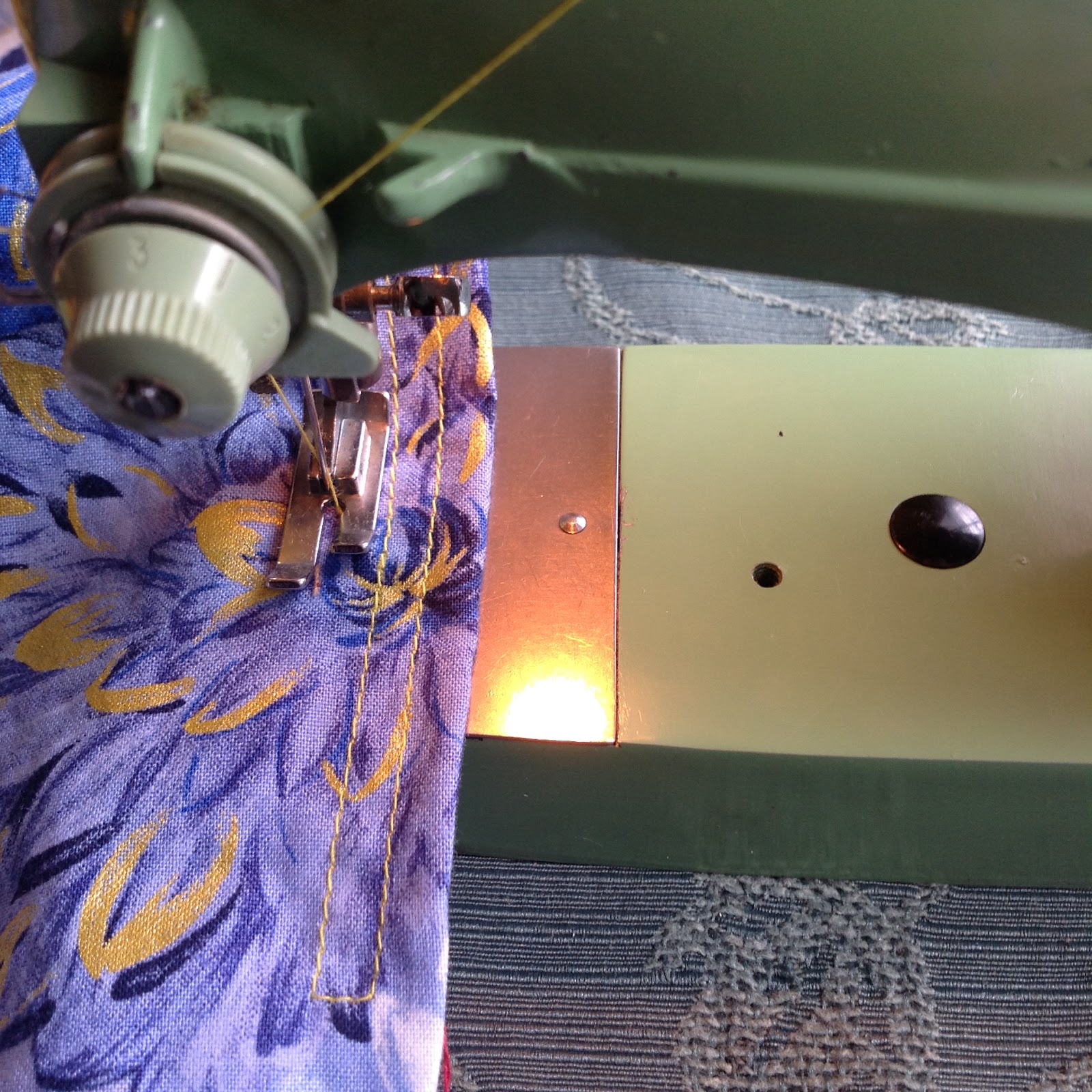 Sew Old Sew New The Bell Portable Sewing Machine