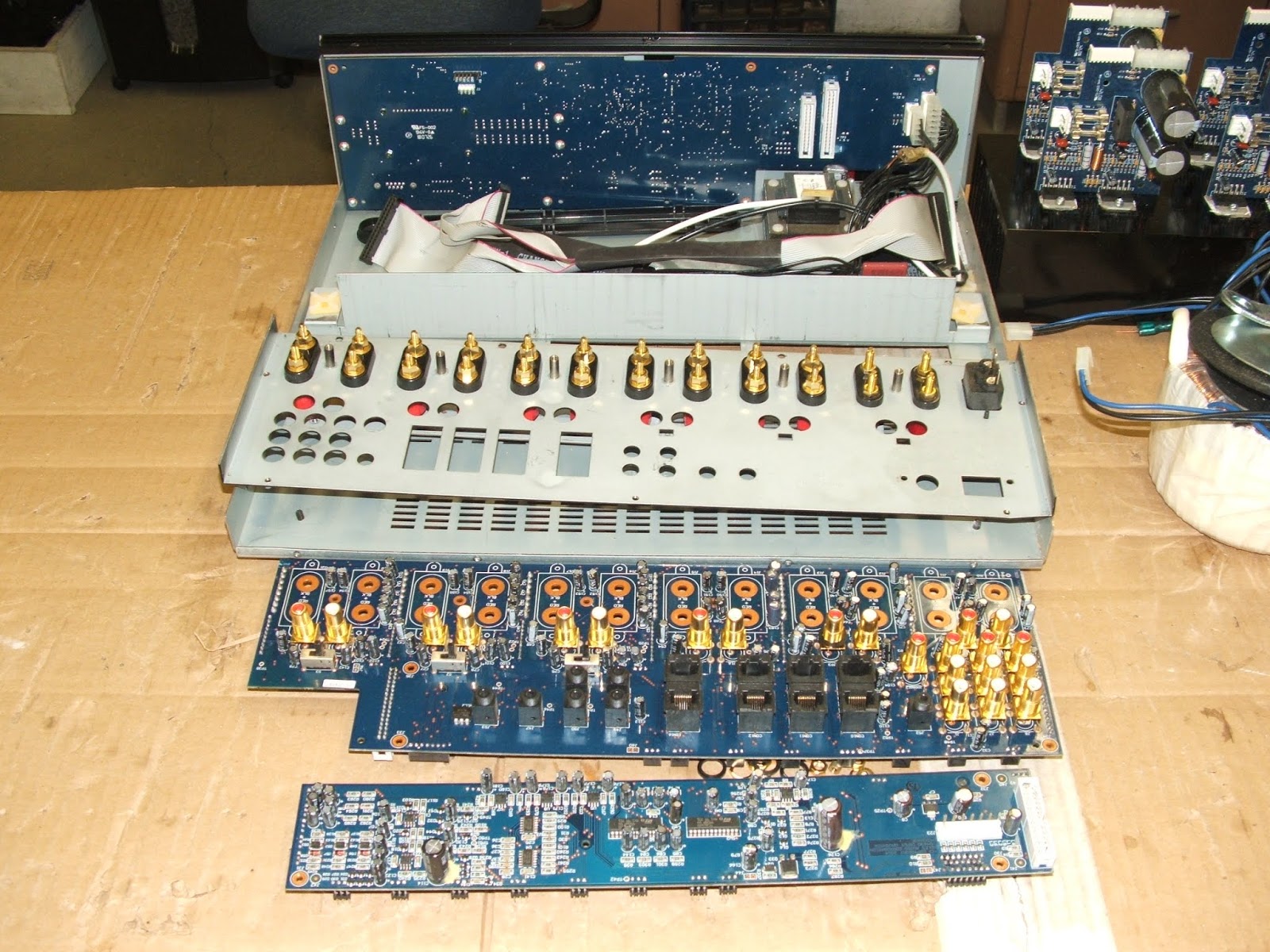 My Commentary and Technical help: Niles ZR 4630 tear down and rebuild