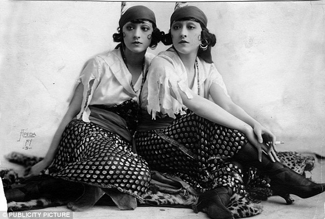 1920's The Dolly Sisters Old Photo 8.5" x 11" Reprint Colorized 