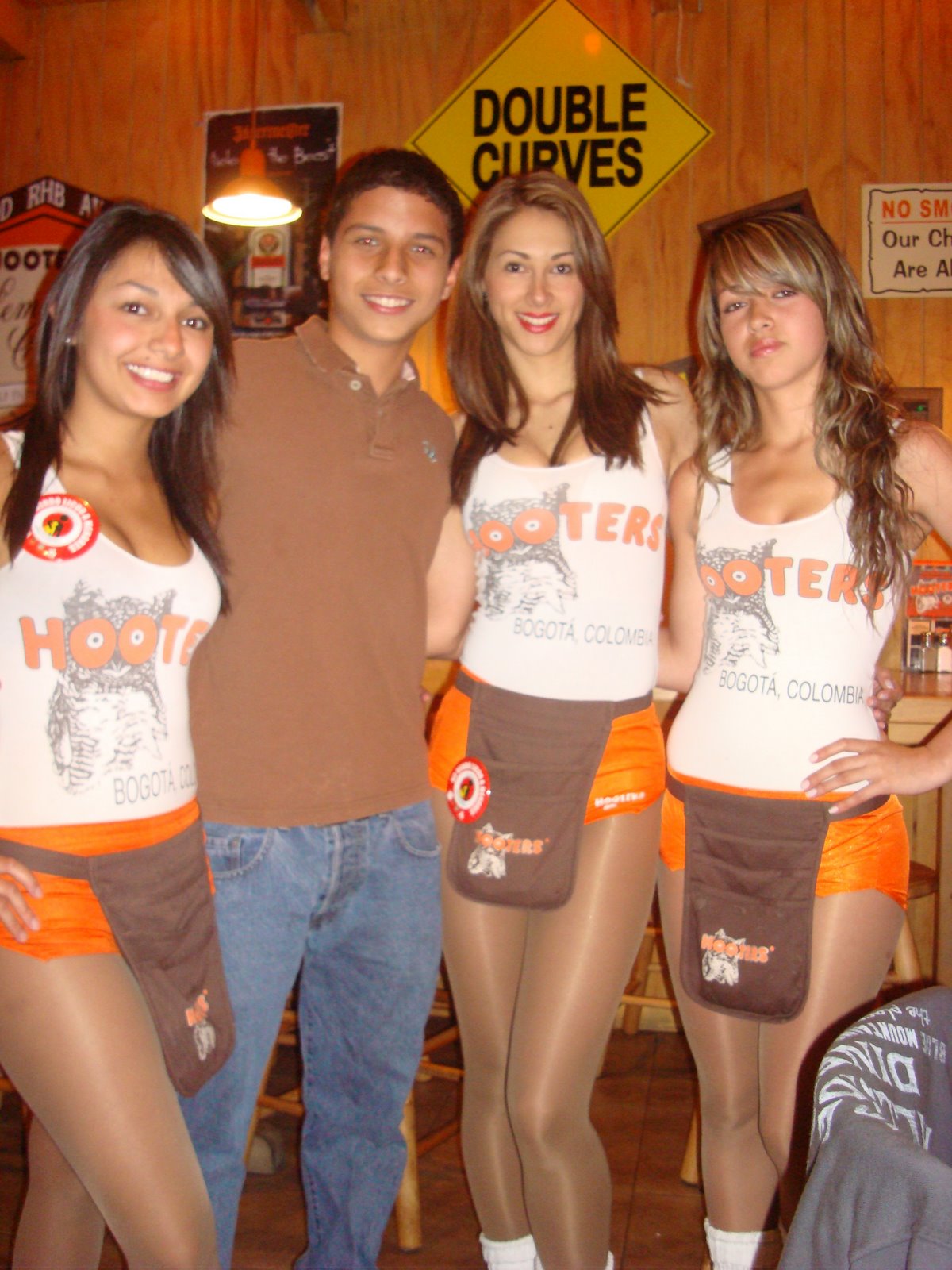 Hooters
