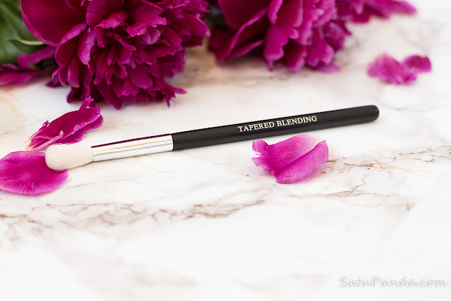 BEAU GÂCHIS COSMETICS Tapered Blending Brush