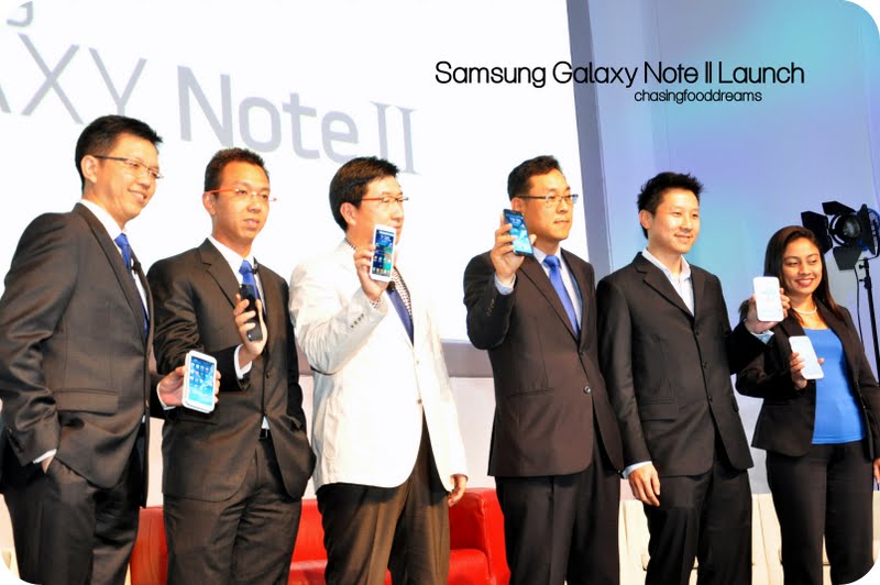 CHASING FOOD DREAMS: Samsung GALAXY Note II Launch: An Embodiment of ...