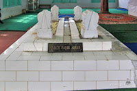 makam syekh maulana maghribi batang