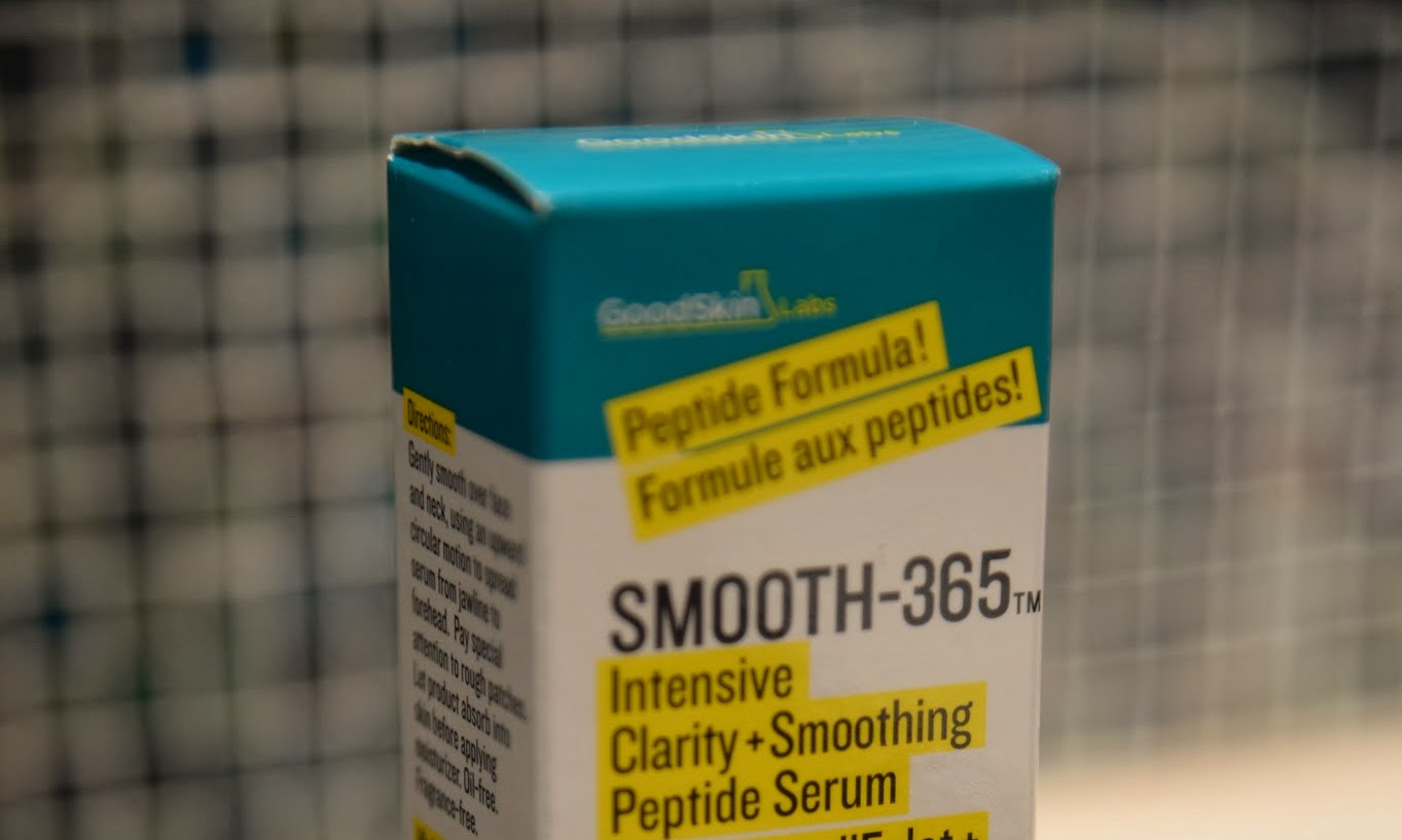 smooth 365 peptide serum