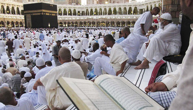 itikaf-umroh-full-ramadhan-2018