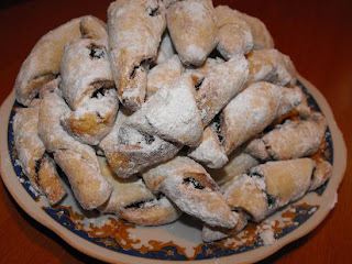 Cornulete cu gem si nuca