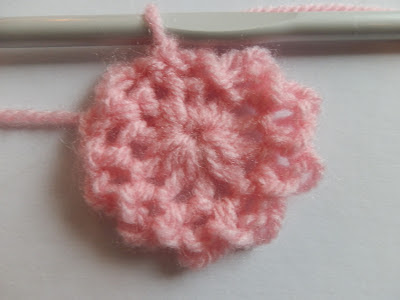 free crochet flower pattern for hats