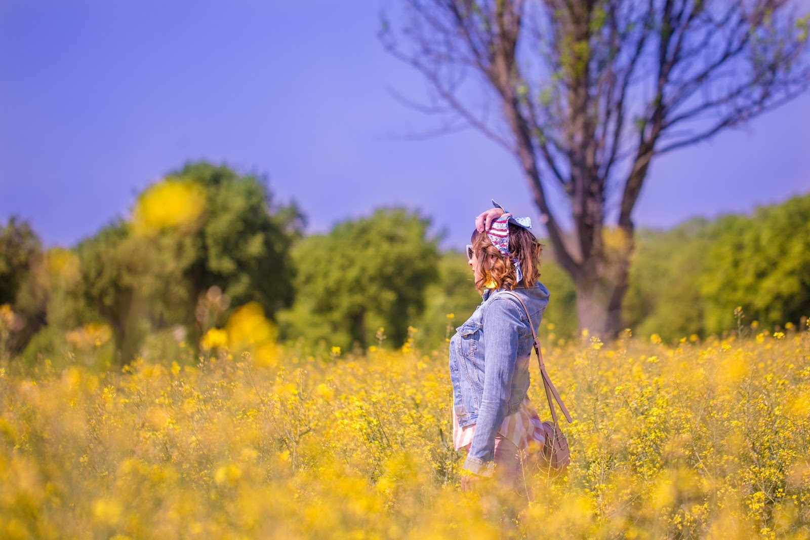 look tenue de printemps rose poudré pastel
