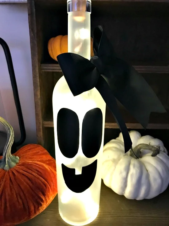 Bottle Ghost Light with 2 pumpkins