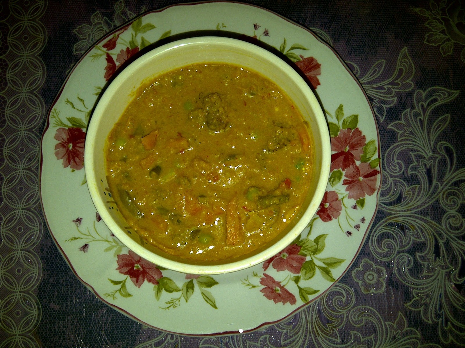 nafi's kitchen VEGETABLE KORMA (without coconut)