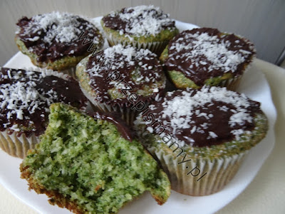 Muffinki szpinakowo-kokosowe Muffinki szpinakowo-kokosowe