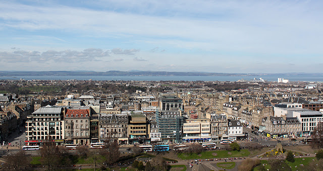 Ensikosketus Edinburghiin 29