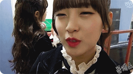 아린이가 자신에게 주고싶은 상.gif | 인스티즈