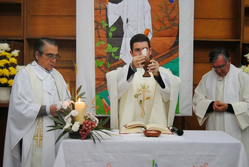 ¡Qué bueno es Dios! Homilía de mi primera Misa.