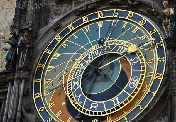 Cuadrante astronómico del Reloj astronómico de Praga. Por Viaja et verba