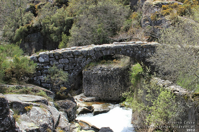 Castro Laboreiro - Ponte Velha-http://fotosefactos.blogspot.com