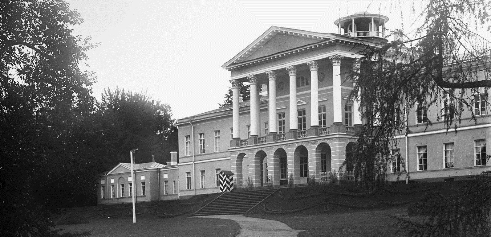 Дворец петра 3 в ропше Дворец петра 3 в ропше