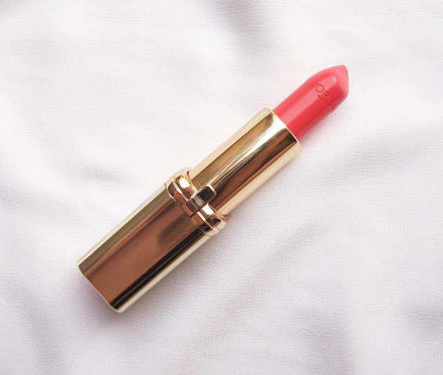 LOreal Color Riche Intense Lipstick 371 Pink Passion Review & Swatches- Best Pinky Coral Lipstick In India
