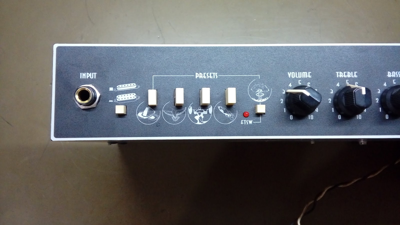 Dhvan Assistência Técnica Amplificador Fender Automatic SE