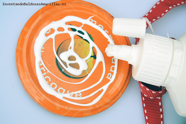 Decorar tapas de metal