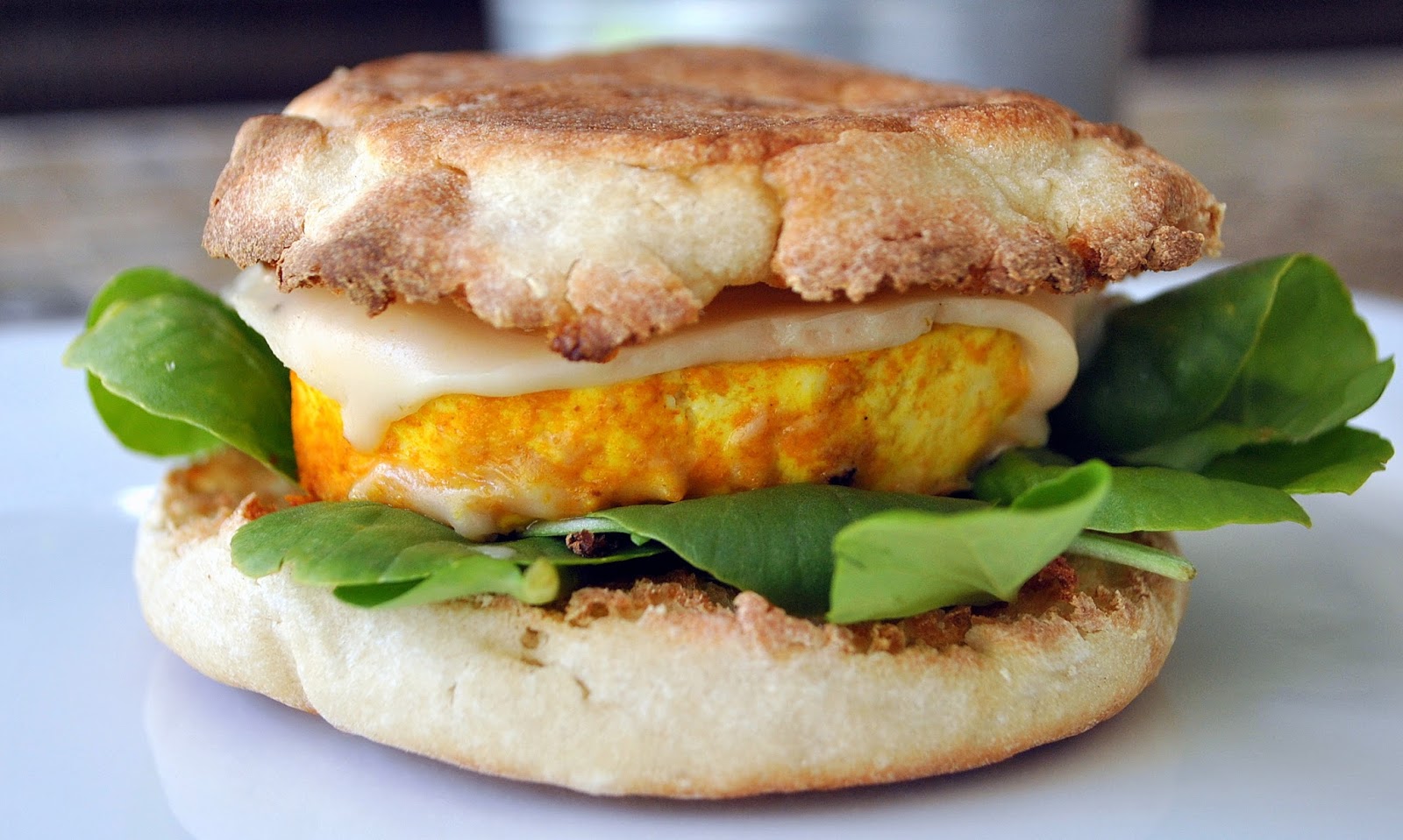 Vegan Tofu Egg Sandwich (Sanduíche de Ovo de Tofu) The Green Dish Blog