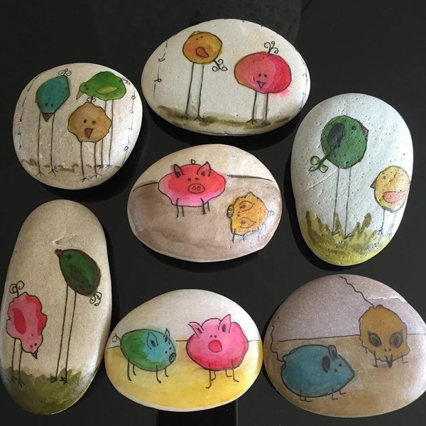 35 DIY Ideas of Painted Rocks Do it yourself ideas and projects