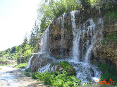Cascada cu apa termala din Toplita