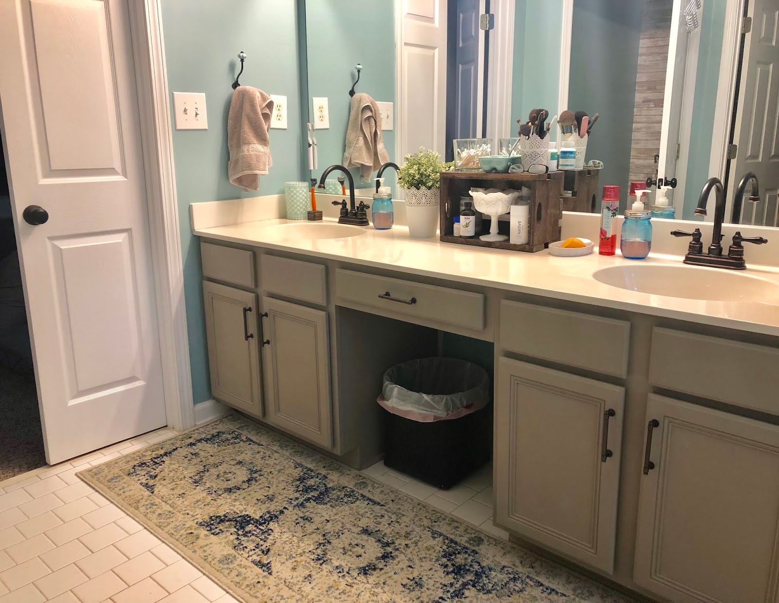 Create Pretty Blog Master Bathroom We Painted The Vanity