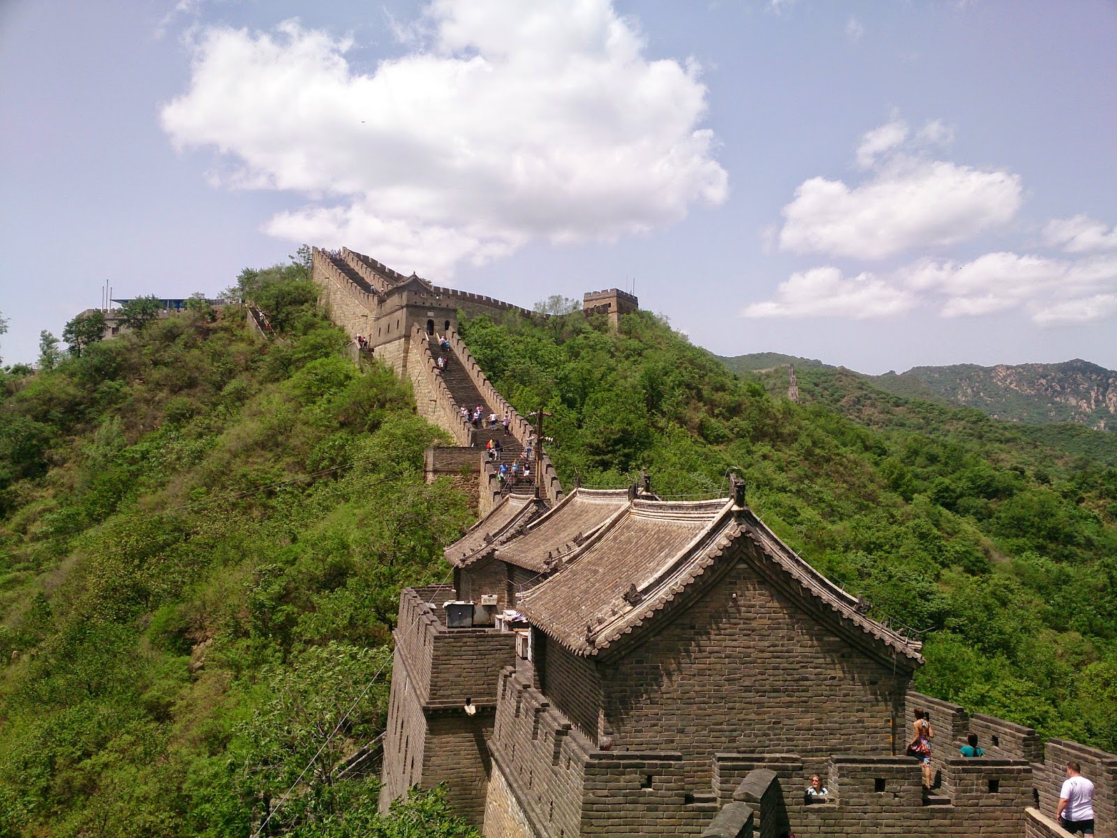 Дом китайская стена в луганске